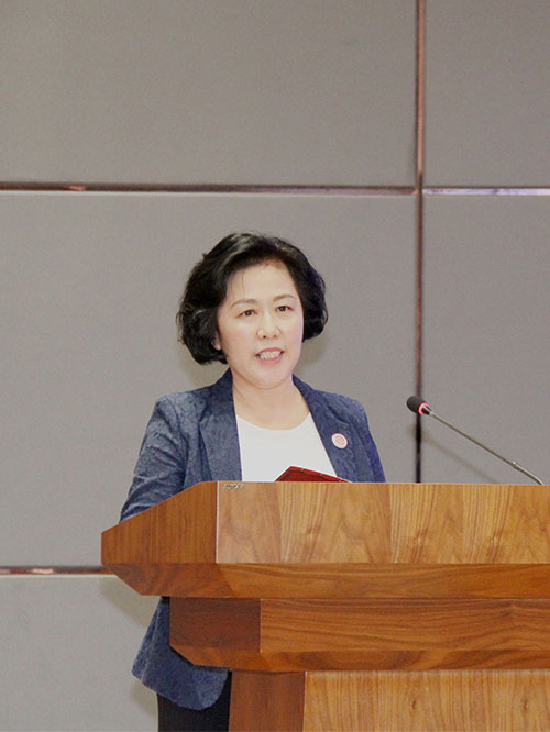 不忘初心奋进新时代，履职尽责担当新使命