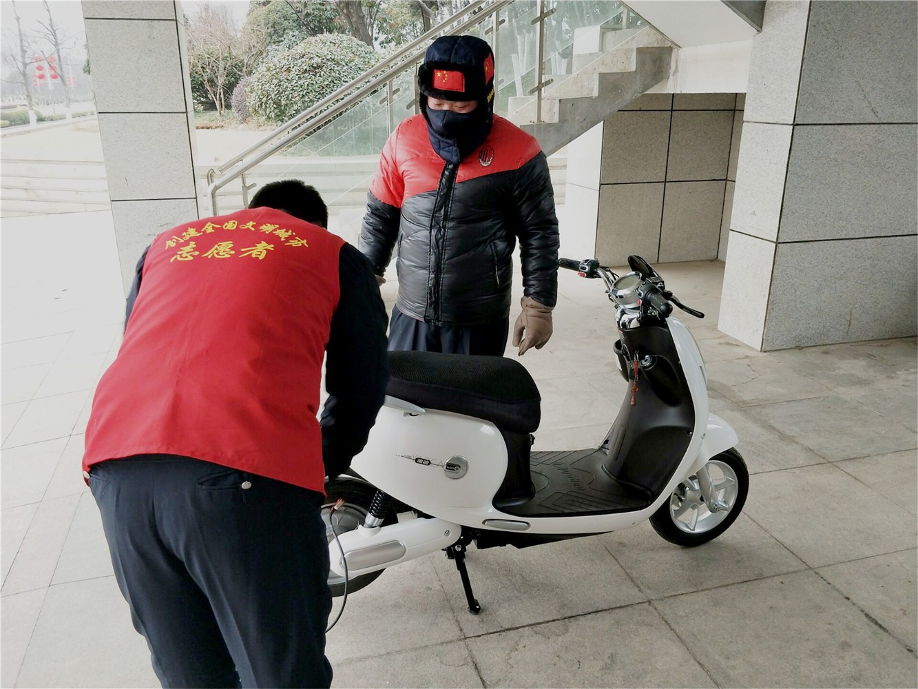 金龙湖志愿服务站