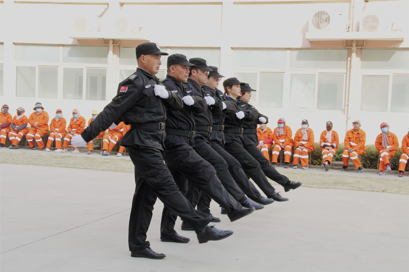 20秩序维护员比赛现场2.jpg